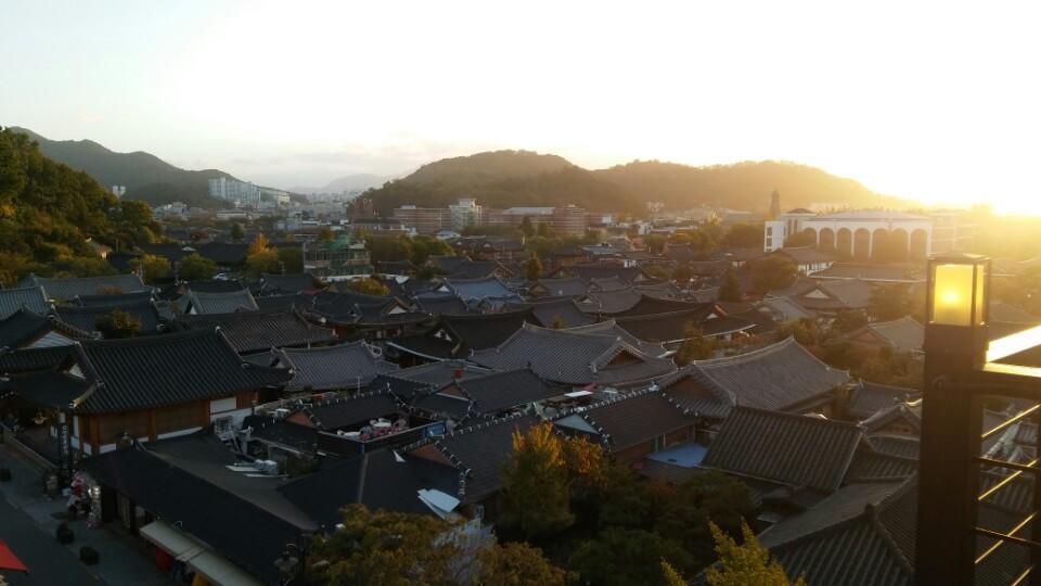 ブルーボート ホステル ジョンジュ 全州市 エクステリア 写真